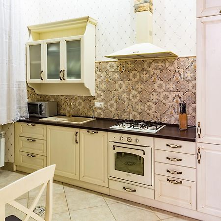 Фредра, 6 Lvov Exteriér fotografie